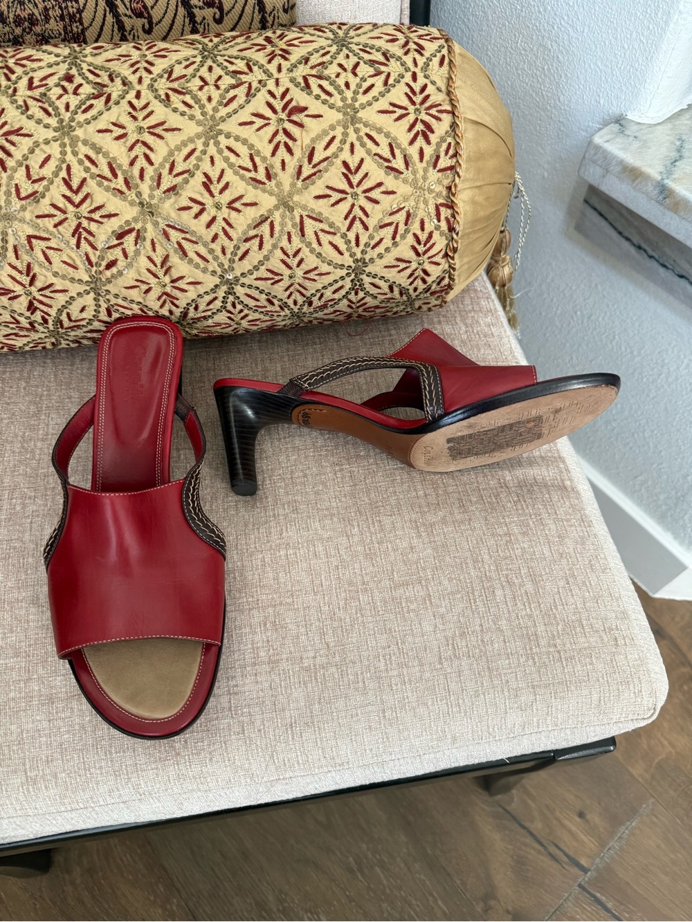 Vintage Cole Haan Red Leather Open-Toe Slingback Heels with Contrast Stitching - Picture 5 of 5